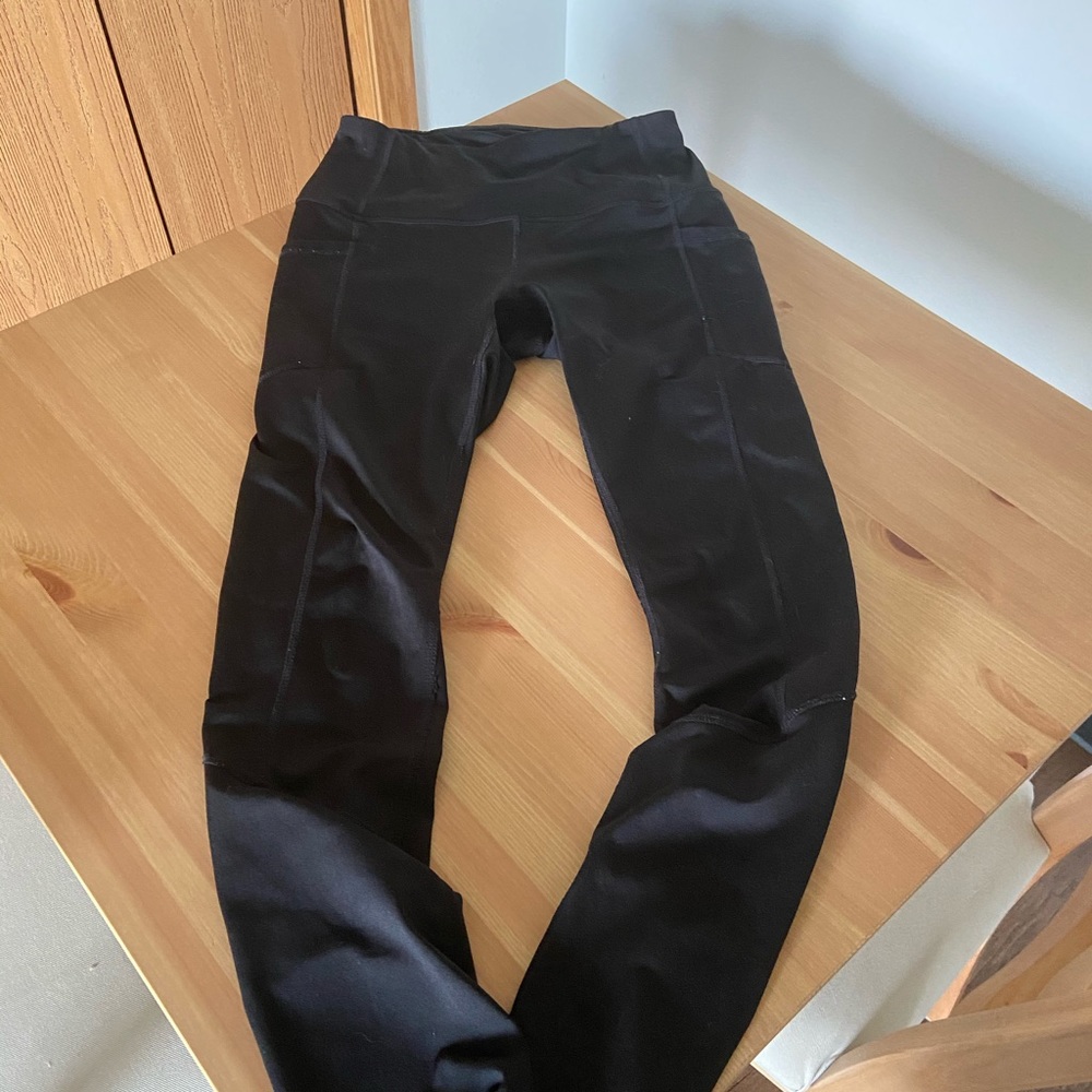 Lightly used Reebok leggings